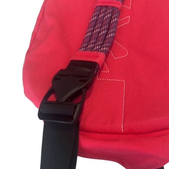 Kavu Pink Cotton Adjustable Strap Multiple Zip Pockets Sling Backpack - Picture 4 of 13